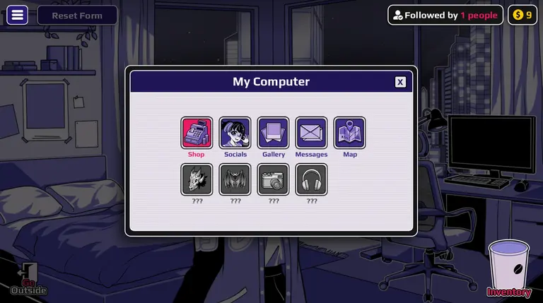 Horu's Computer screen with the Shop and Gallery apps